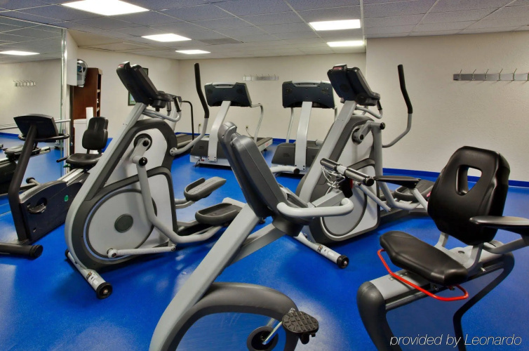 Holiday Inn Orlando-International Airport photo 29