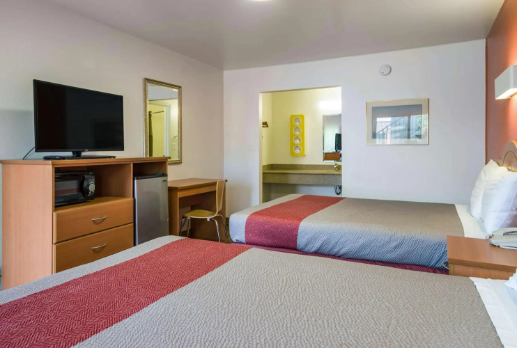 Motel 6 Concord, CA