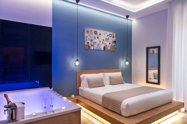 Deluxe Suite