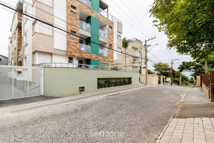 Apto c/sacada e churrasq a 150m da praia SDP0206