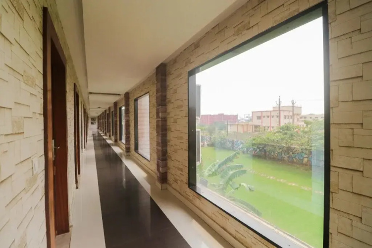 Hotel Olive by OYO Rooms