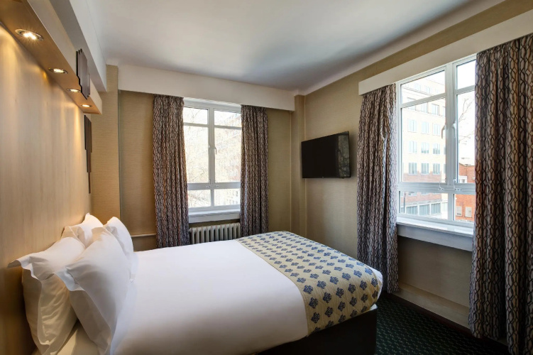 Tavistock Hotel photo 22