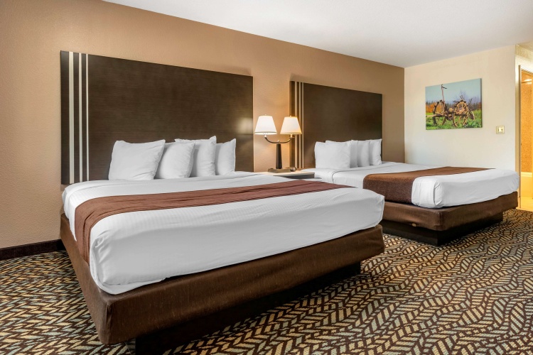Standard Quadruple room