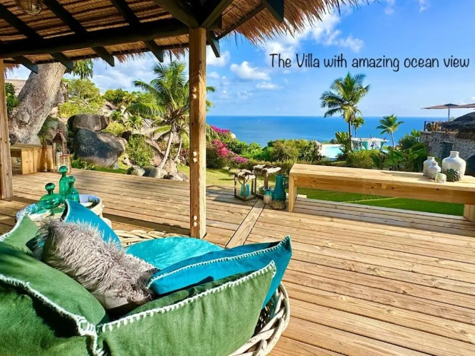 2 Bedrooms Villa