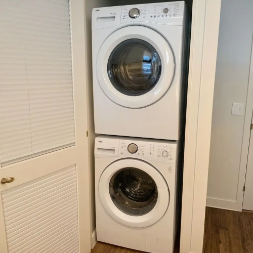2 Bedrooms Deluxe Apartment