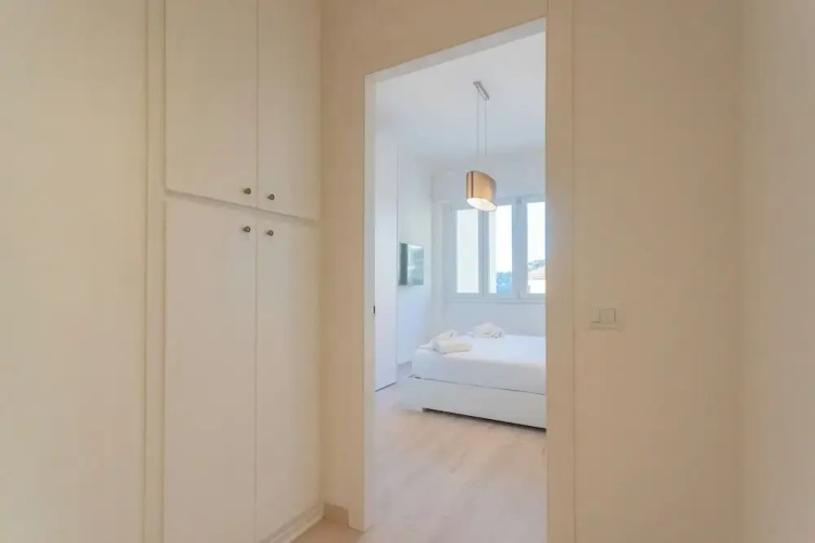 White Lake View Apartment by Rent all Como