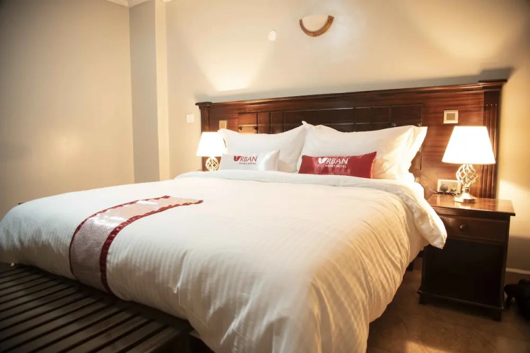 Urban Point Hotel