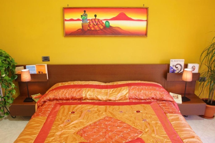 Standard Triple room