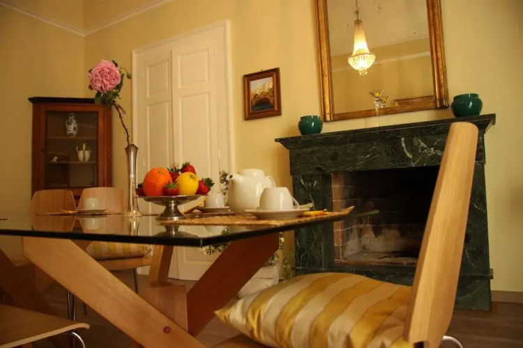 Via Roma 25 B&B