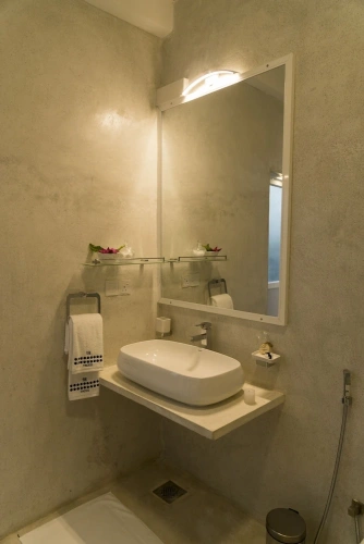 1 Bedroom Deluxe Double room with pool view