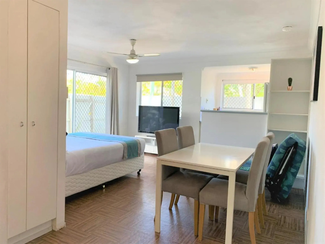 Broadwater Keys