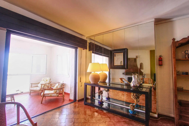 1079 - Frontline Puerto Banus Apartment