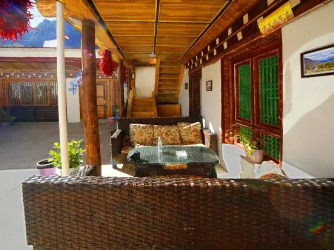 Danba Gezuo Boutique Homestay