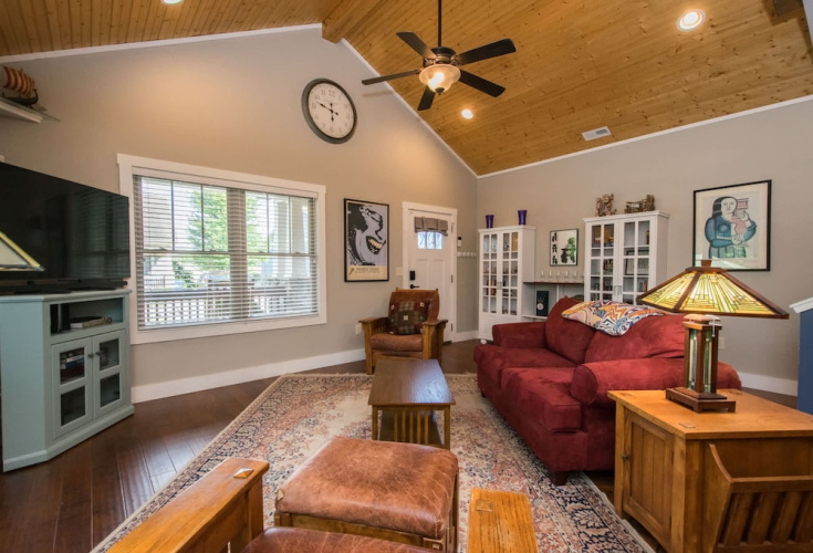 3BR Retreat Ensuite Baths Fire Pit