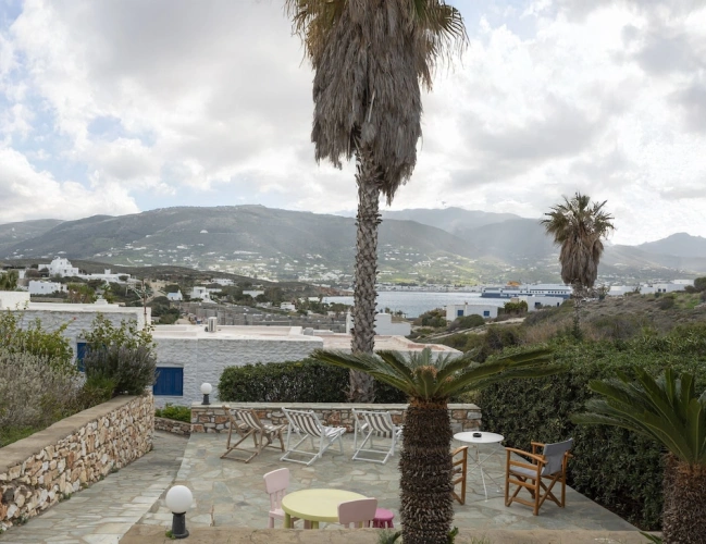 Cottage with sea view