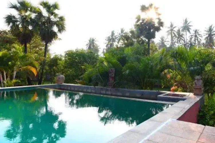 Lily Pool Villa