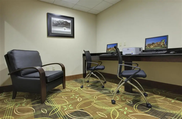 La Quinta Inn And Suites Memphis Wolfchase