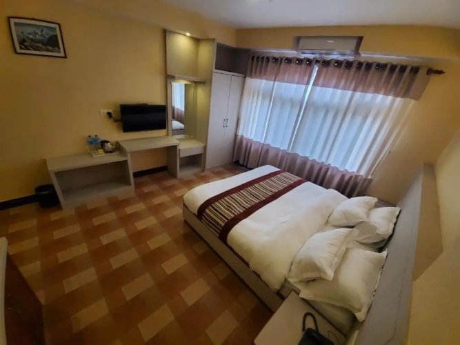 Deluxe Single room