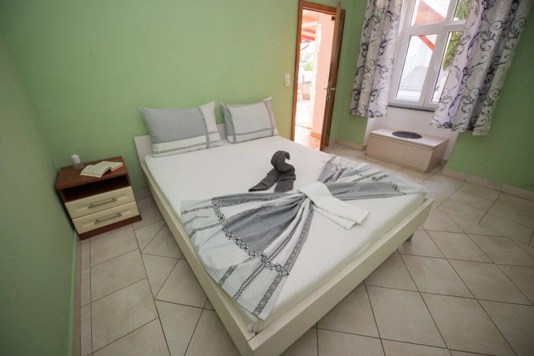 Apartments Smoky