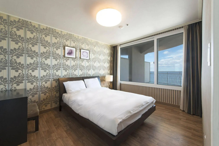 Kensington Resort Seorak Beach