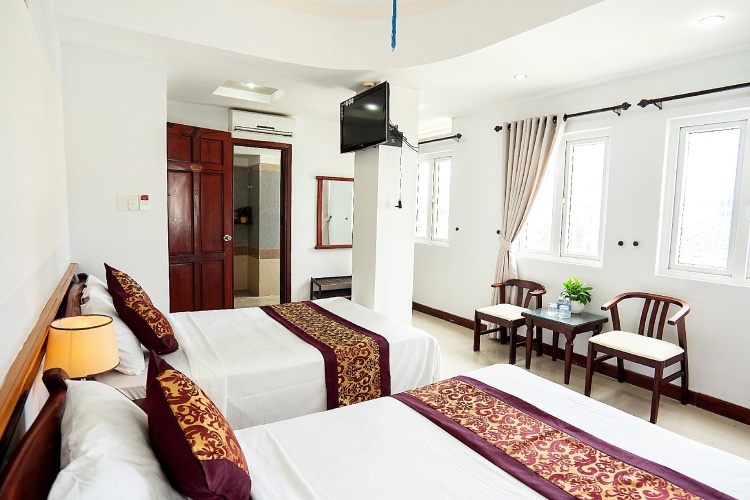 Economy room