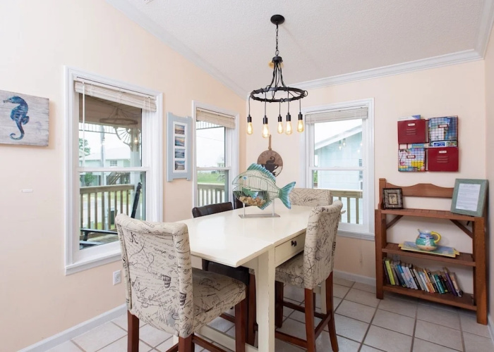 Spunky Sandpiper 3 Bedroom Home
