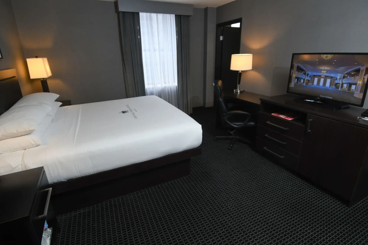 Lord Baltimore Hotel