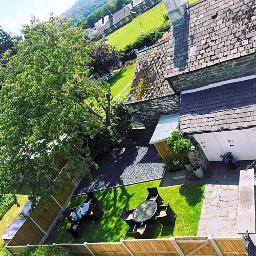 Llety Brynawel Guest House