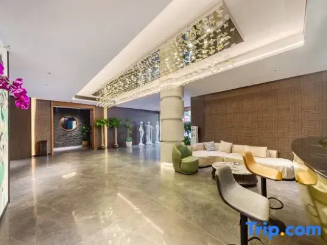 Sanxiang Zhenpin Hotel (Xiangtan Wanda Plaza)