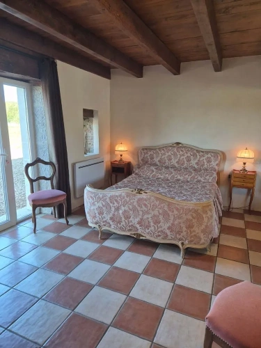 Comfort Apartment with courtyard view