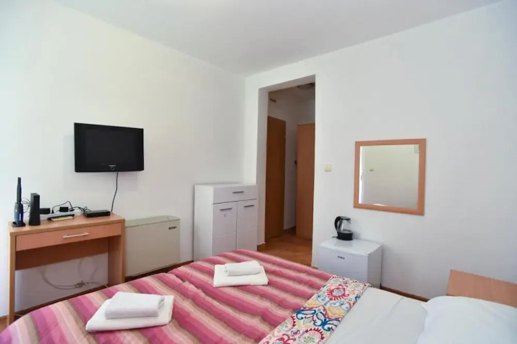 Studio With Balcony 4 min to Beach in Budva