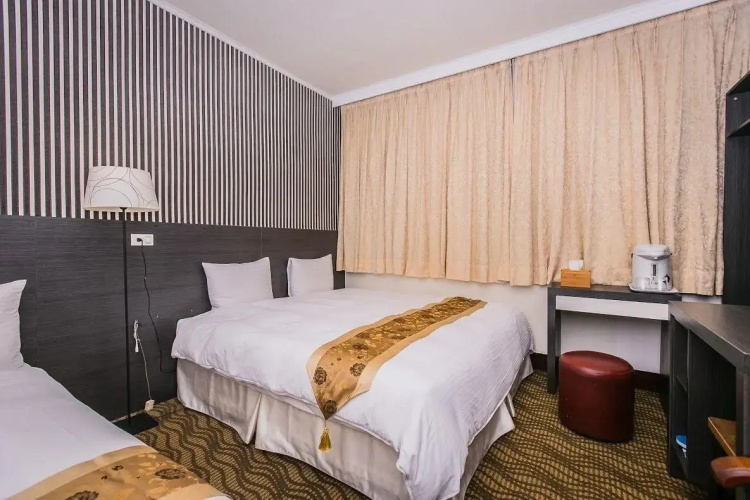 Hotel Queen