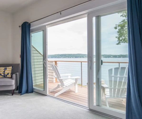 Standard room with balcony and with water view