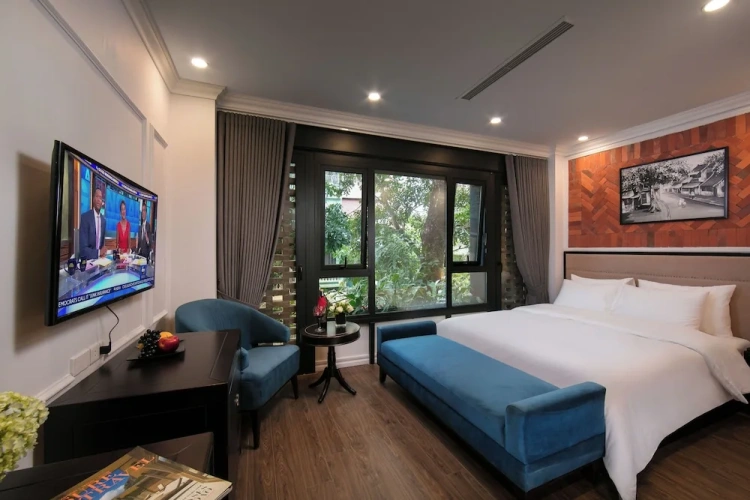 Executive room with balcony