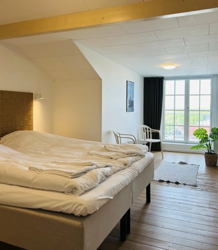 1 Bedroom Deluxe room with balcony