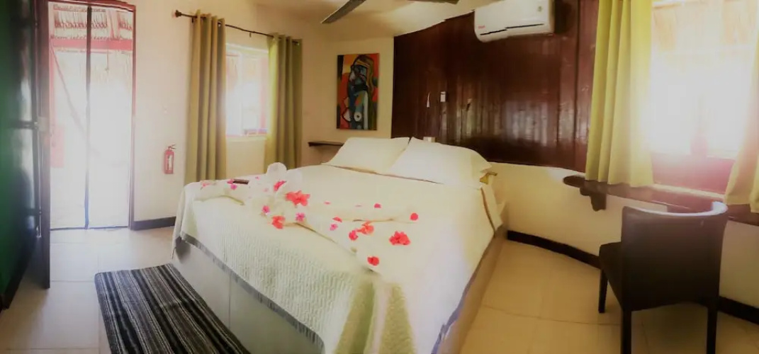 Paraiso Beach Hotel