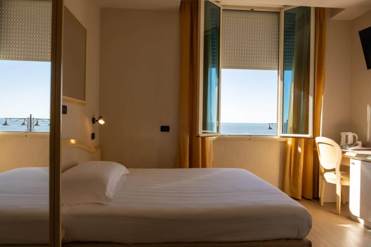 Hotel London