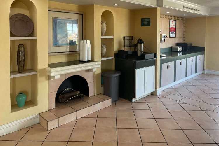 Econo Lodge Kalamazoo photo 14