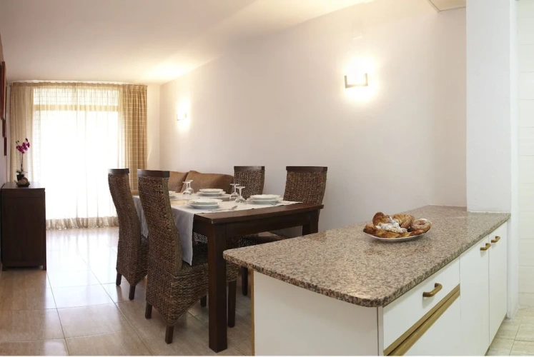 1 Bedroom Apartment with balcony