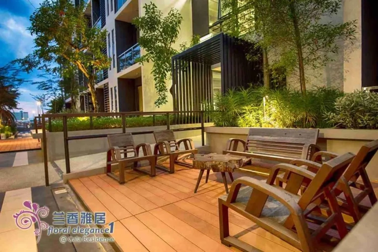 2 Bedrooms Apartment