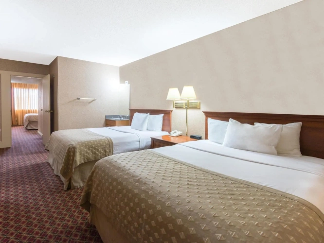 Standard Quadruple room