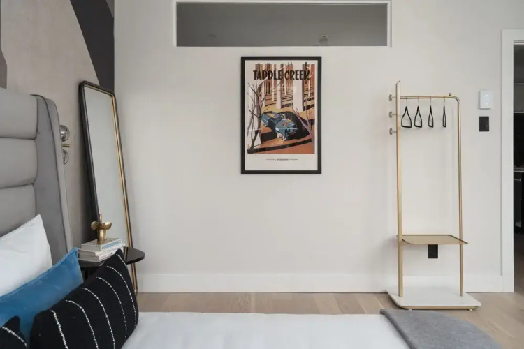 François-Denis Apartments