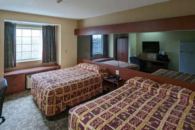 St Clair Inn And Suites - Wheeling, WV