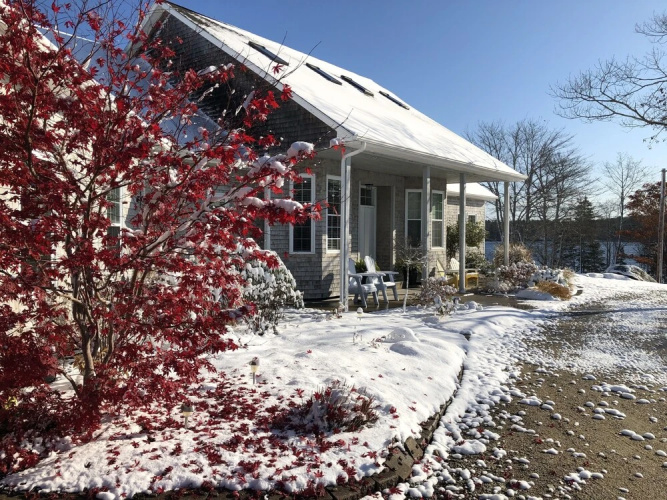 The Lake House Bed & Breakfast