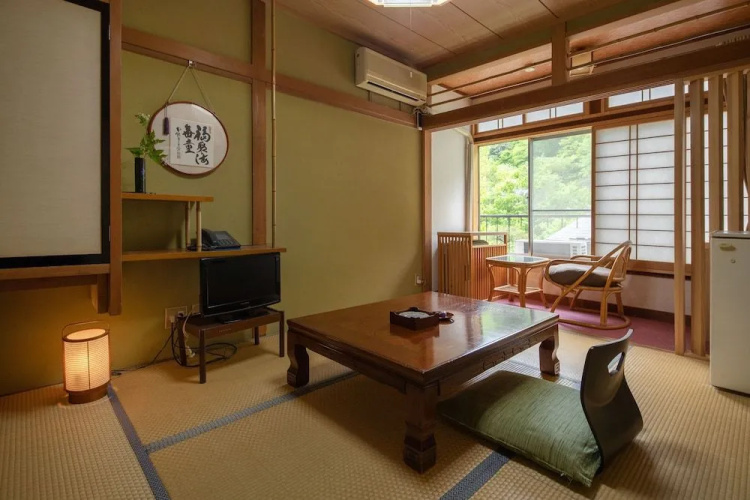 Shima Onsen Kotobukiya Ryokan