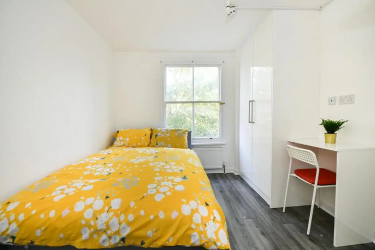 Waylen Street Suites