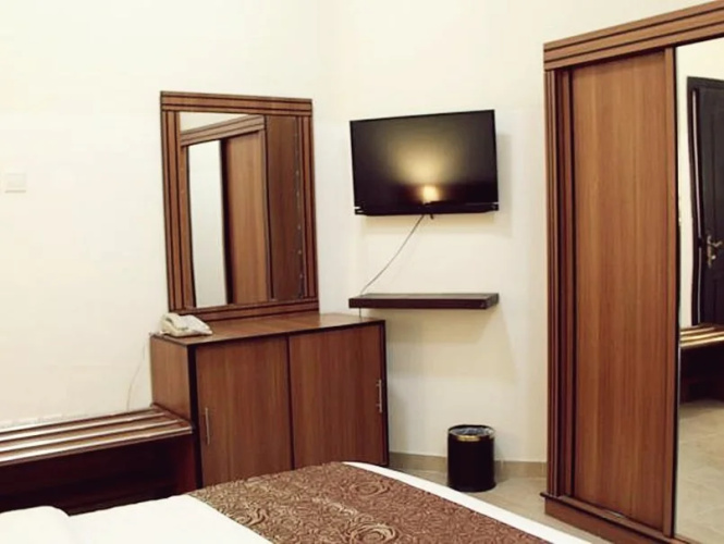 Platinum Express Hotel Suites