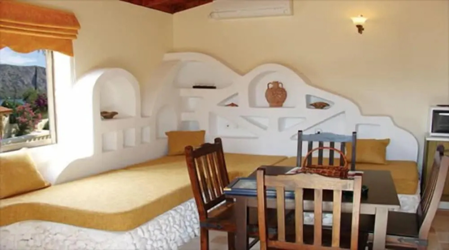 Mantas Bay Apartments