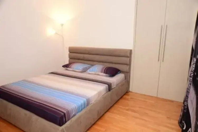 Cozy Two Bedroom Apartment 8