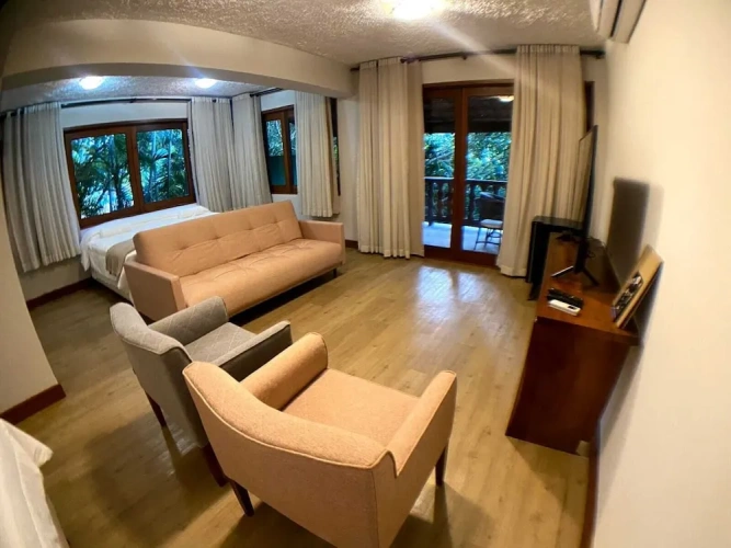 Triple Suite